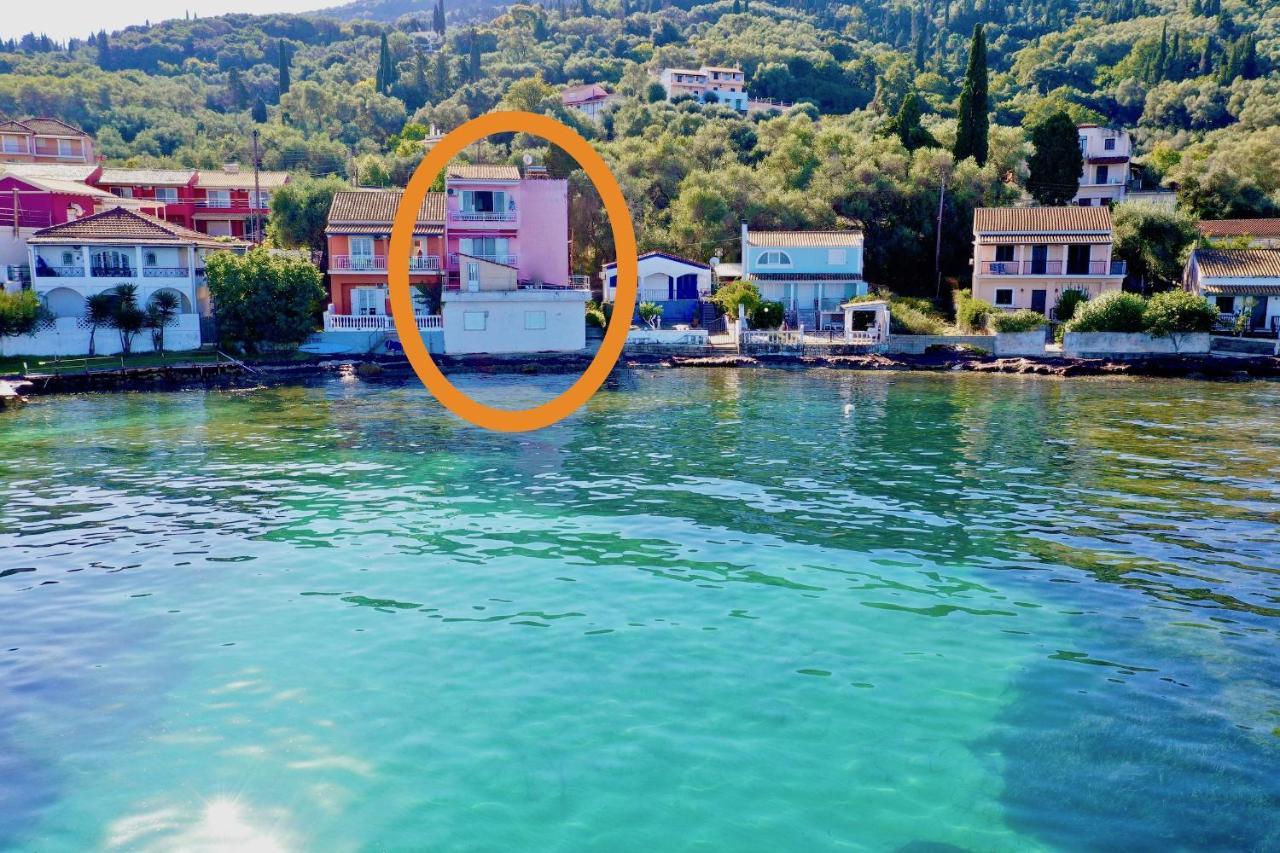 Seafront Villa Ourania Mesongí Extérieur photo