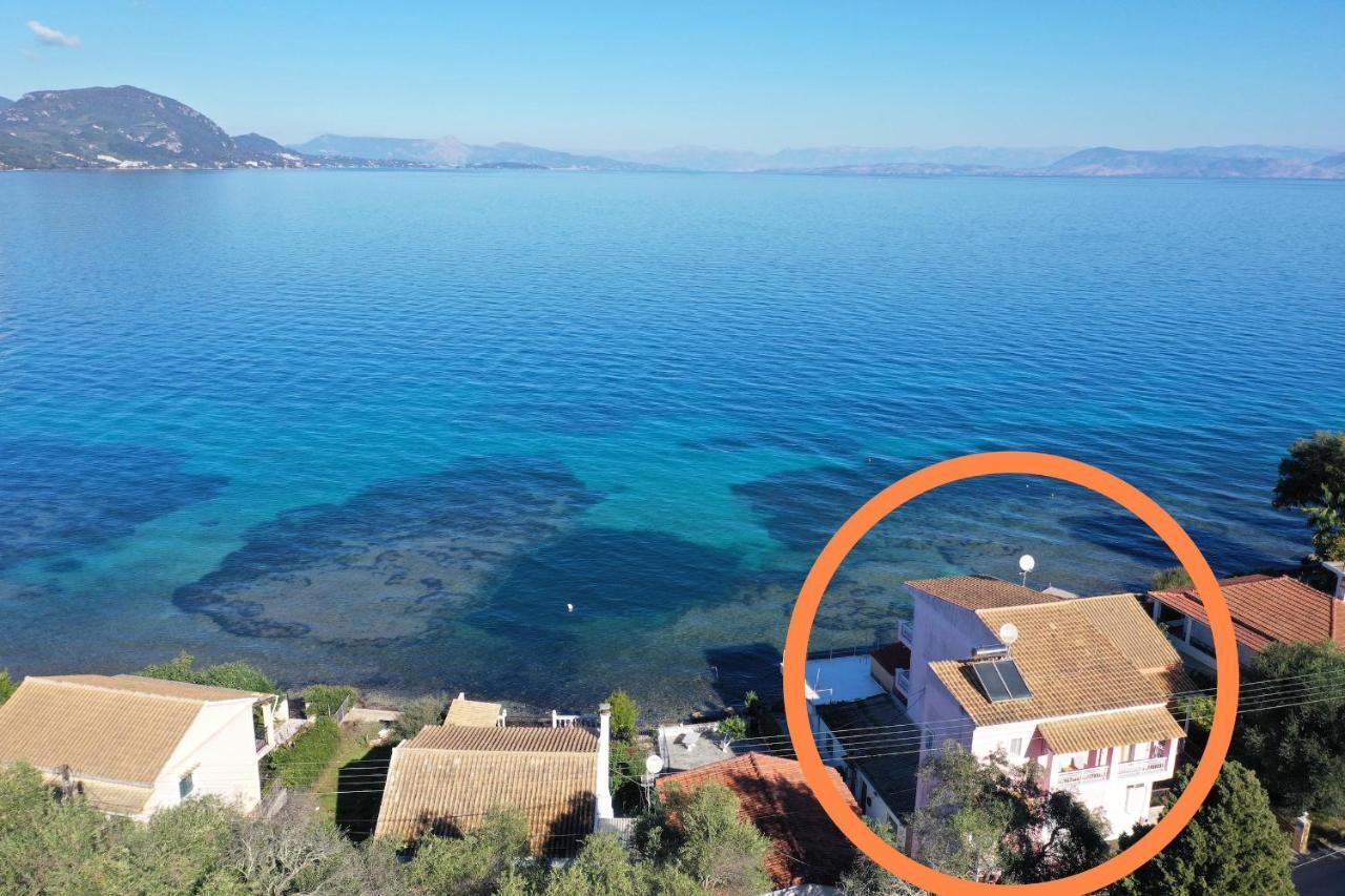 Seafront Villa Ourania Mesongí Extérieur photo