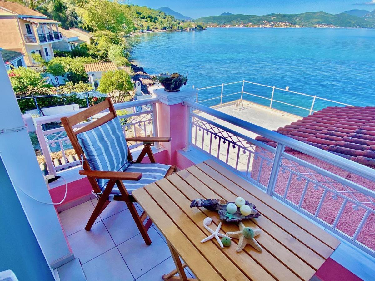 Seafront Villa Ourania Mesongí Extérieur photo