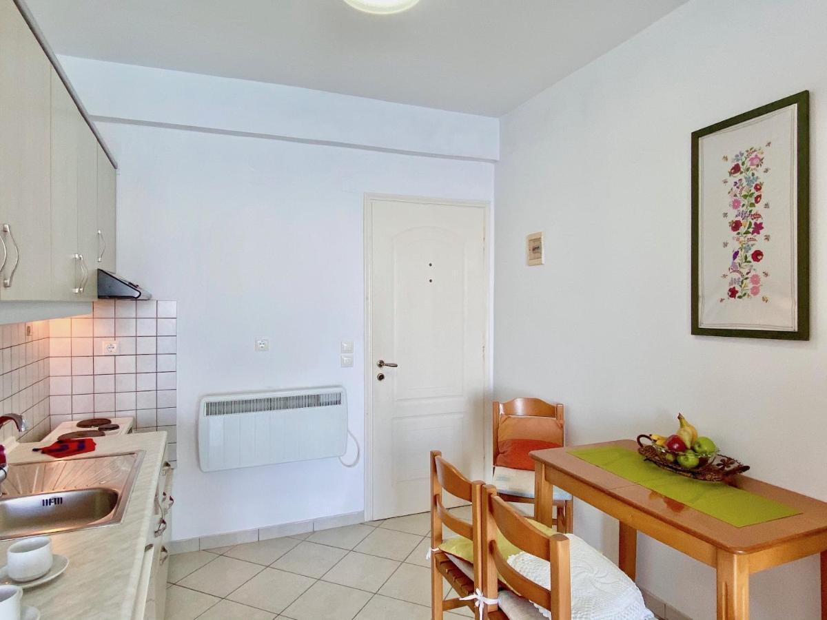 Seafront Villa Ourania Mesongí Extérieur photo