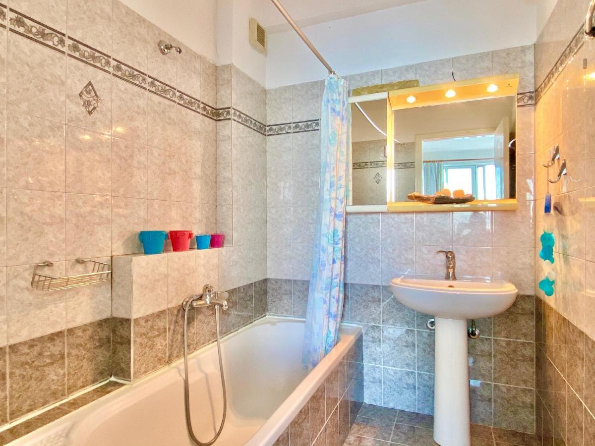 Seafront Villa Ourania Mesongí Extérieur photo